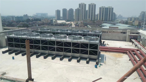 橫流式玻璃鋼冷卻塔特點,橫流式玻璃鋼冷卻塔生產廠家