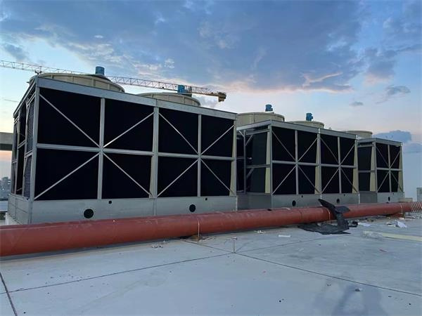 逆流冷卻塔設備如何使用？,逆流式冷卻塔圖片