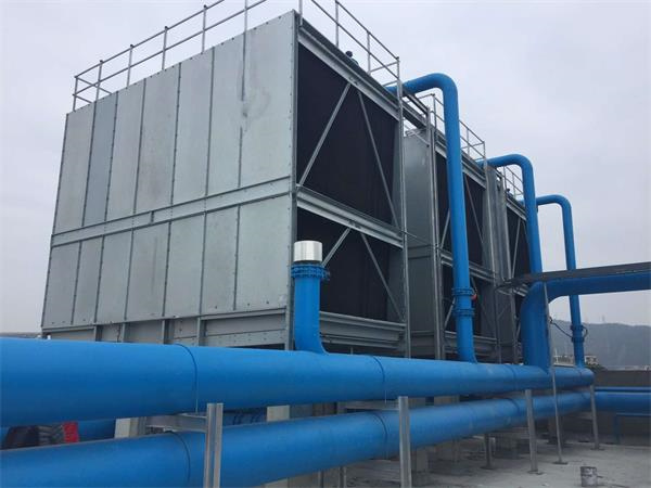 工業(yè)冷卻塔運(yùn)轉(zhuǎn)時(shí)的注意事項(xiàng),工業(yè)冷卻塔工作原理